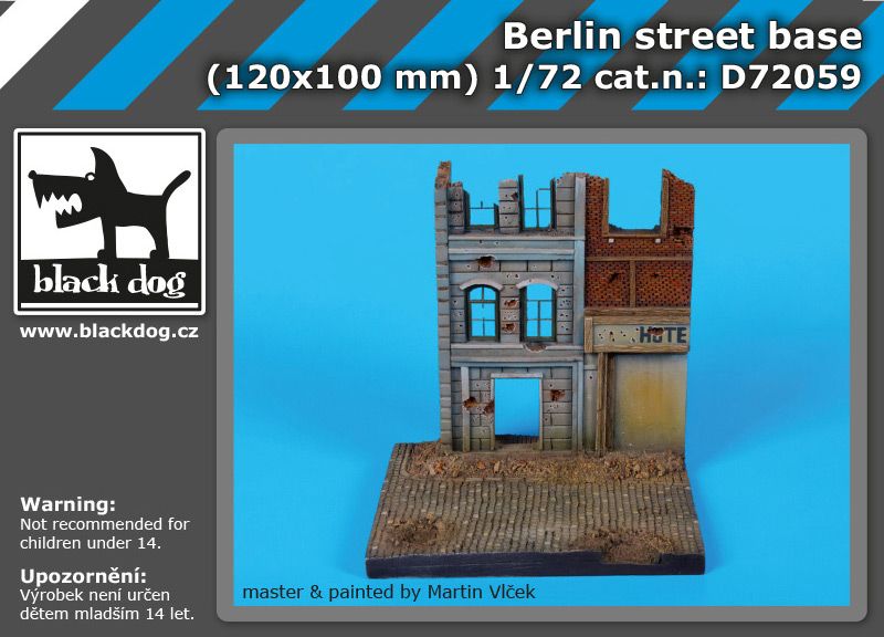 D72059 1/72 Berlin street base Blackdog
