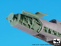 A48125 1/48 F-111 Front electronic Blackdog