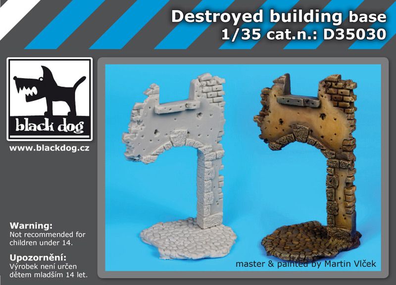 d3503D35030 1/35 Destroyed building base Blackdog