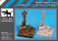 D35042 1/35 Road signs base