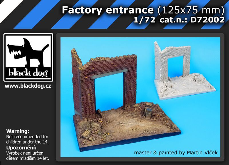 D72002 1/72 Factory entrance (125x75 mm) Blackdog
