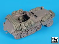T35132 1/35 Sd.Kfz 250/3 Greif Blackdog